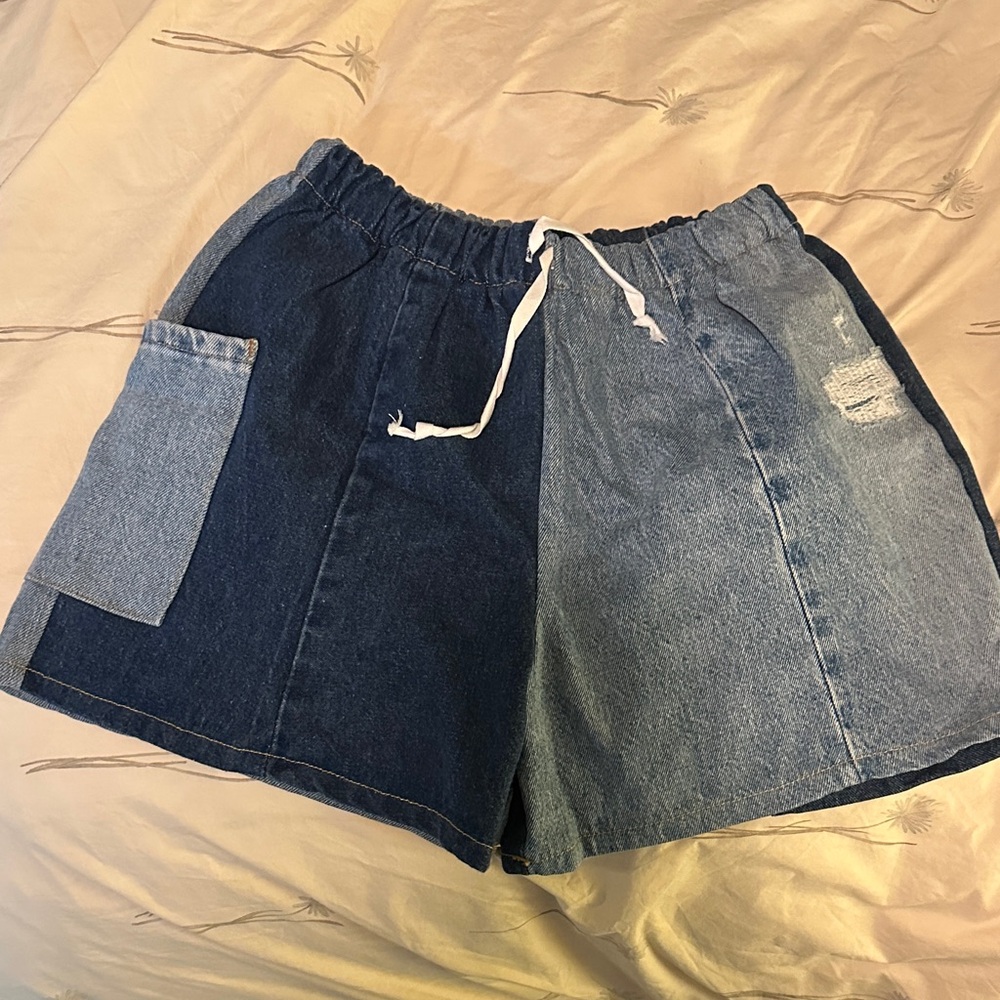 Two-Tone Denim Shorts with Drawstring